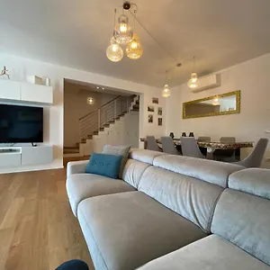 https://beatrice-luxury-home.emilia-romagnahotels.net